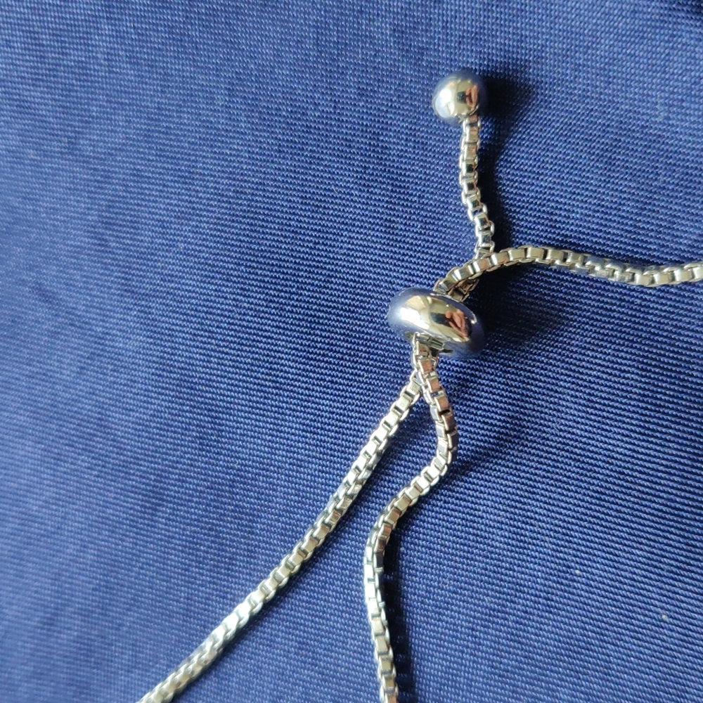 Bracelets - Picture 3 of 4